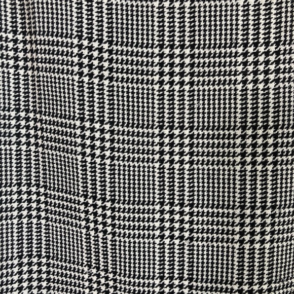 Houndstooth Pencil Skirt - Picture 11 of 11